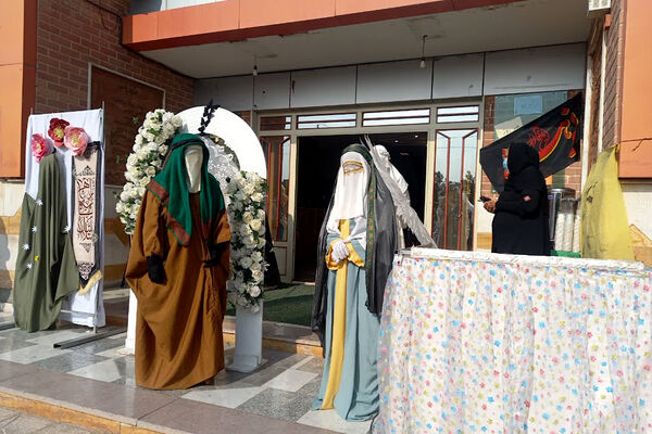 دبستان شاهد فاطمه زهرا(س) در سوگ مادر