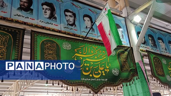 برگزاری مراسم تحویل سال نو در گلزار شهدای ملارد 