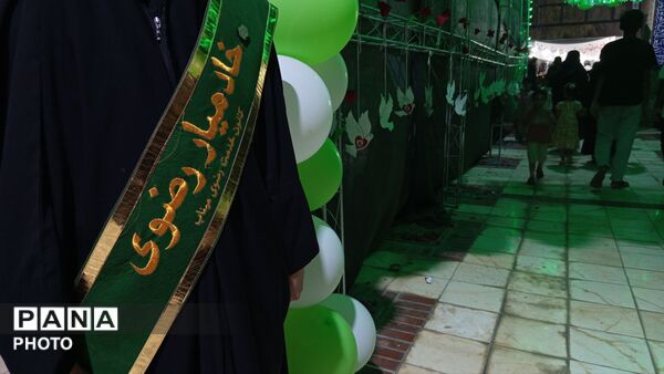 حضور معاون حقوق بشر وزیر دادگستری در گلزار شهدای شجره طیبه میناب