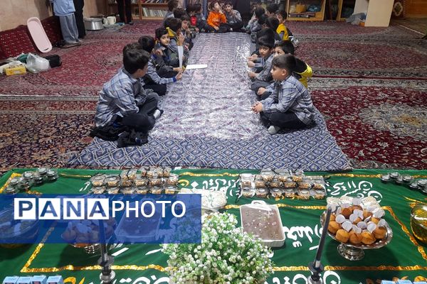  مراسم عزاداری ایام فاطمیه و یادواره شهدا در دبستان پسرانه آیت‌الله خامنه‌ای