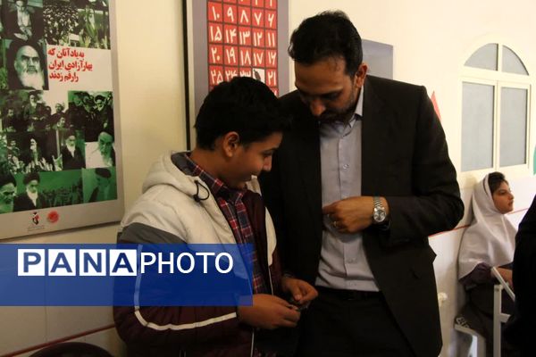 نمایشگاه دستاوردهای دانش‌آموزان استثنایی یزد