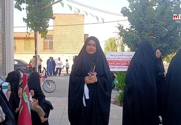 راهپیمایی حماسی علوی در روستای صرم قم