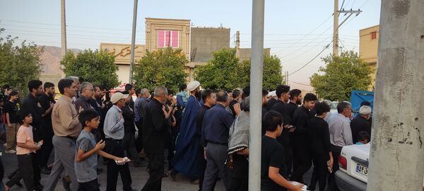 عاشق حسین (ع)؛در مسیر اربعین فراتر از مرزهای کربلا