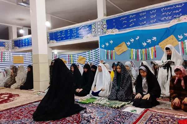 آئین پایانی سه روز انس با معبود