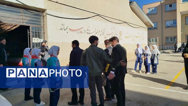 دوره‌های آموزشی یاور مربیان؛ گامی برای توانمندسازی دانش‌آموزان پیشتاز