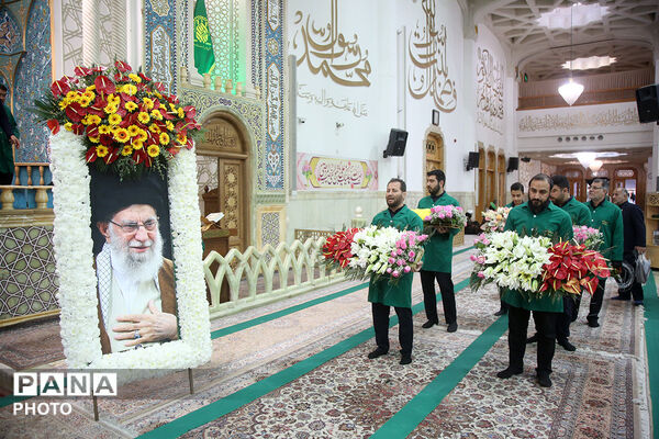 جشن آغاز دهه کرامت در حرم حضرت معصومه(س)