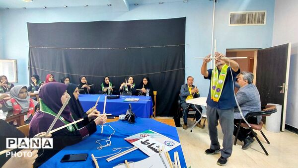 دوره آموزشی چوب و گره در کانون سراج ناحیه ۷