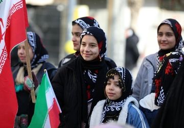 شعله‌های انقلاب در سرمای زمستان سنندج