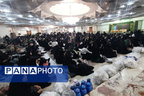 برگزاری مراسم احیا و افطاری در حرم مطهر حضرت معصومه 