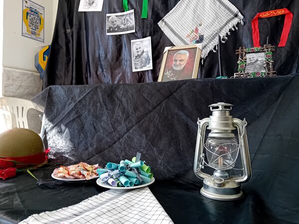 گرامیداشت پنجمین سالگرد شهادت سردار سلیمانی در دبیرستان فاطمه الزهرا 