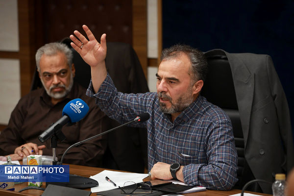 جلسه هم‌اندیشی و هم‌افزایی سرناظران پایش فعالیت‌های قرآن، عترت و نماز در سراسر کشور