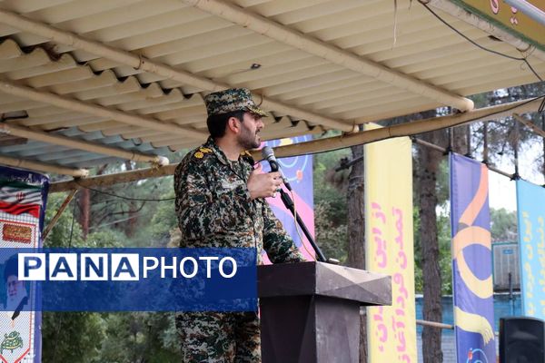 برگزاری افتتاحیه طرح ولایت پویندگان پسر در اردوگاه شهید بهشتی اصفهان