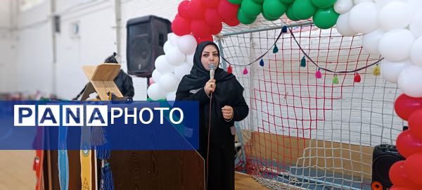 اجتماع بزرگ یاوران انقلاب در شهرستان فارسان