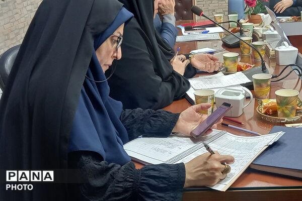 توانمندسازی مشاوران مدارس، گامی برای هدایت تحصیلی استاندارد در آموزش و پرورش قرچک