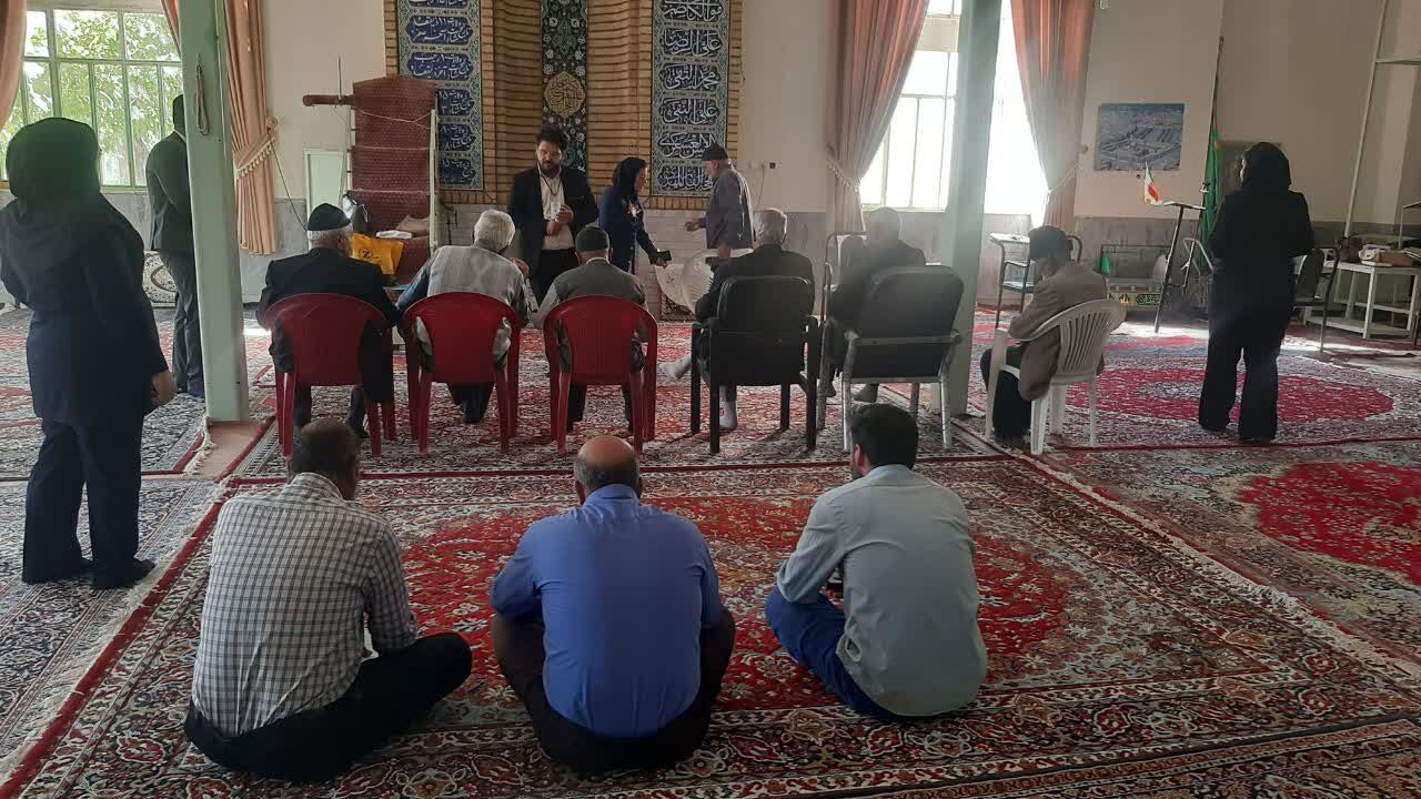 برگزاری همایش کشاورزی با محوریت مدیریت باغداری و زراعت در سورانه 