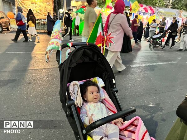 حضور باشکوه مردم کرج در مهمانی کیلومتری غدیر