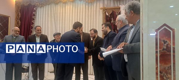  تقدیر از عوامل هیئت فرهنگیان نیشابور 