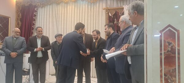  تقدیر از عوامل هیئت فرهنگیان نیشابور 