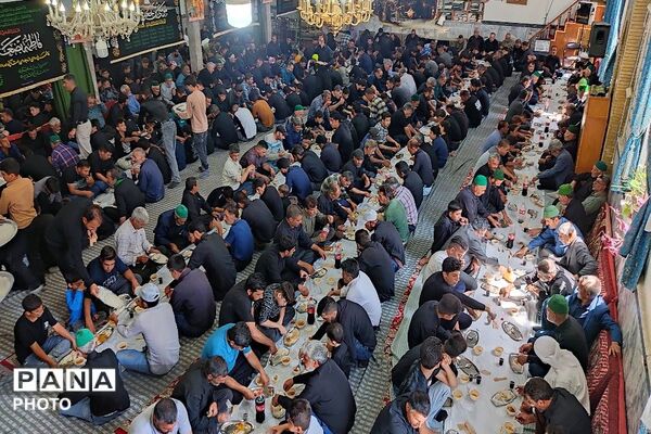 هئیت عزاداری مسجد جامع شهربار نیشابور در روز تاسوعای حسینی 