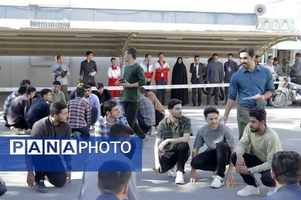 مانور تخلیه، امداد و نجات مصدوم اضطراری در دانشگاه فرهنگیان استان گلستان