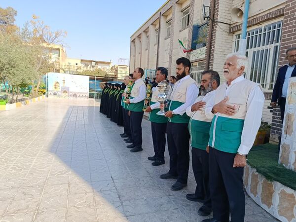 حضور خادمان حرم حرم امام رضا (ع) در دبستان حضرت قاسم‌ابن‌الحسن یزد 