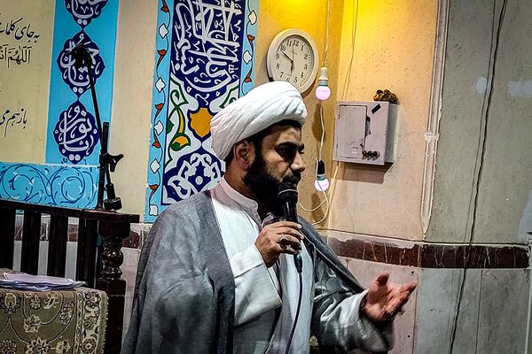 افتتاحیه اعتکاف دانش‌آموزی مسجد قمربنی هاشم باقرشهر 