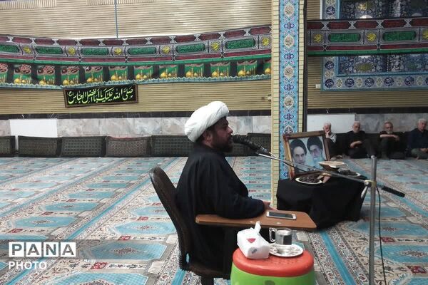 عزاداری دهه سوم محرم الحرام و یادبود رهبر شهید