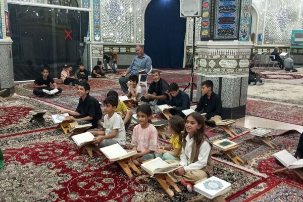 محفل انس با قرآن کریم در بی بی شطیطه 