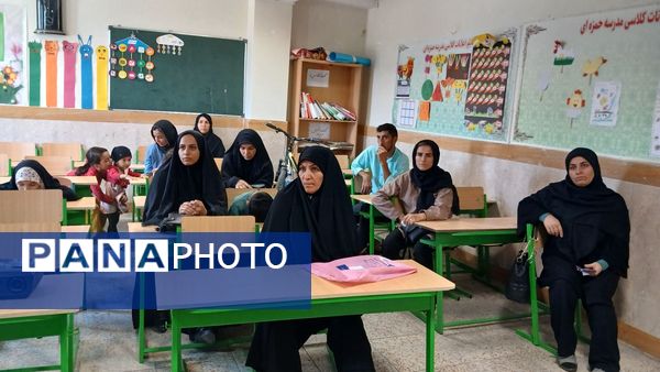 اعزام گروه جهادی «منتظران صالح» در نظرآباد