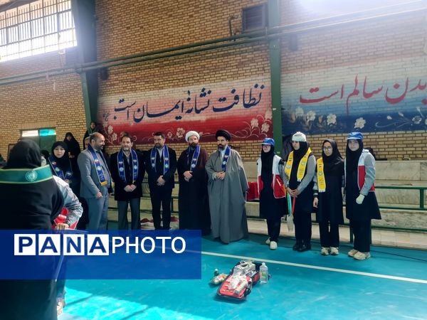 اجرای مانور همایش یاوران انقلاب در منطقه پردیس 