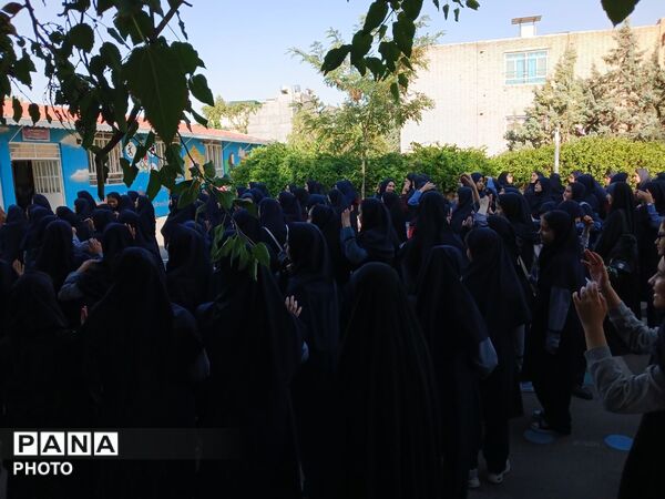 آغاز سال تحصیلی در مدرسه امام حسین (ع) نیشابور 