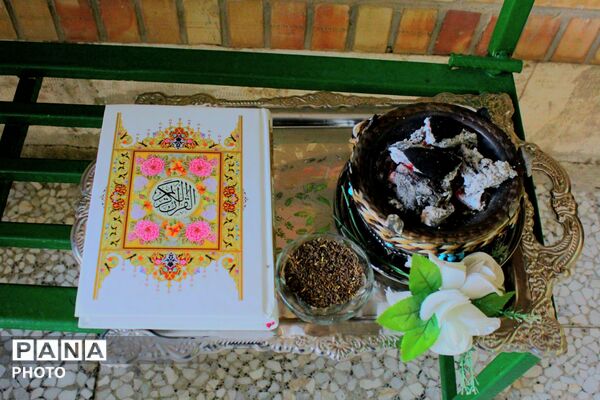 به صدا در آمدن زنگ مدرسه در دبیرستان ساره ورامین 