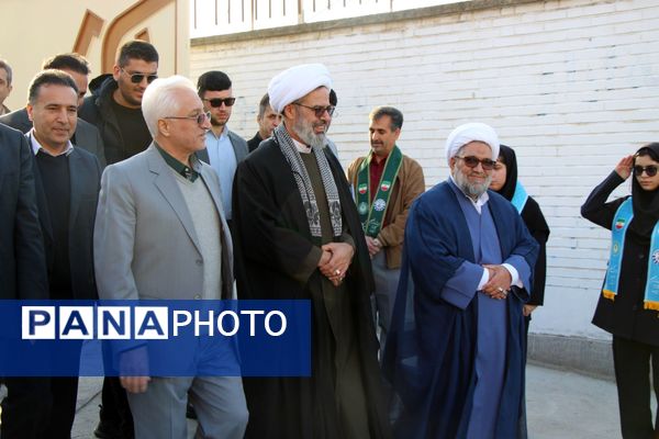 تجهیز هنرستان ۱۲ کلاسه «بصیرت سملقان»  به امکانات آموزشی نوین