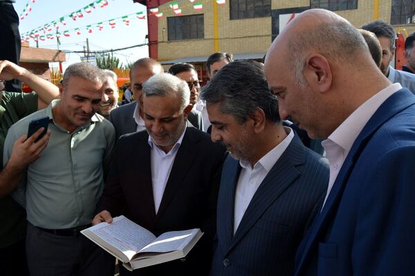 بهارستان روی ریل پیشرفت، افتتاح چندین طرح خدماتی و عمرانی