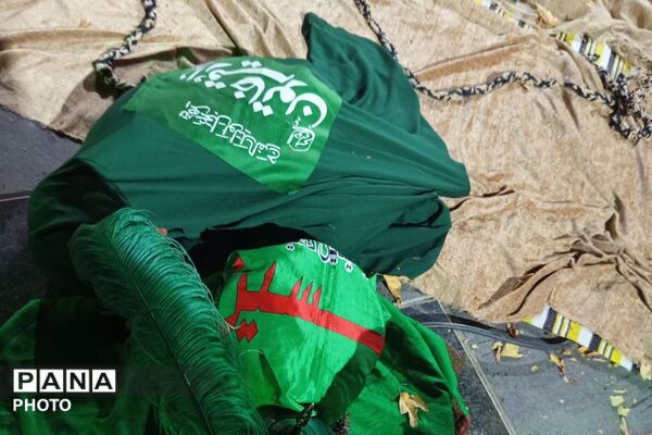  برپایی سفره حضرت رقیه (س) به کمک دانش‌آموزان و فرهنگیان پردیس