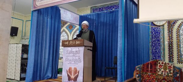 نماز جمعه میعادگاه عشق 