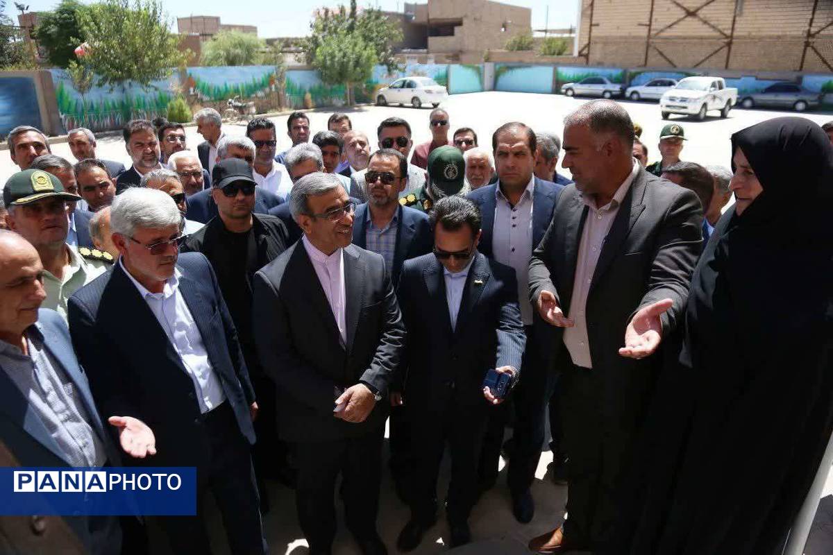 بازدید استاندار خراسان رضوی از پروژه های عمرانی شهرستان خلیل آباد 