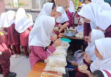 برگزاری بازارچه خیریه در حمایت از کودکان غزه