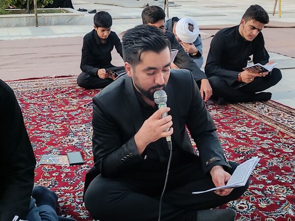 عزاداری روز دوم محرم در گلزار شهدای درق 