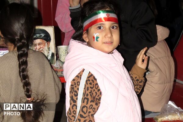 موجِ پرصلابتِ همبستگی در چهل‌وششمین گام