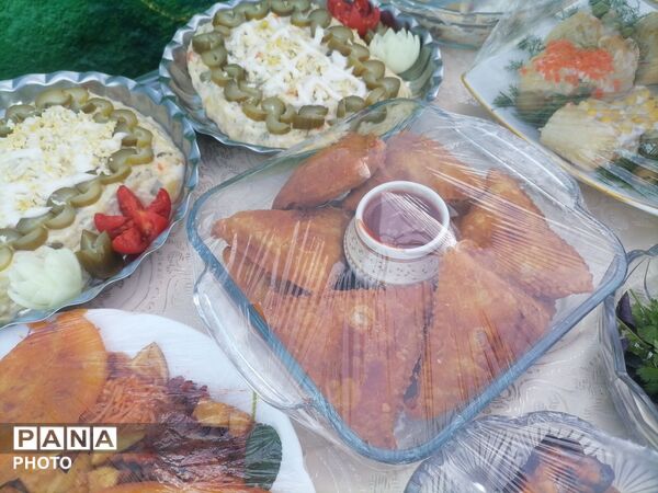 جشنواره غذا در مدرسه شهید سید خلیل رضوی شهر بار نیشابور