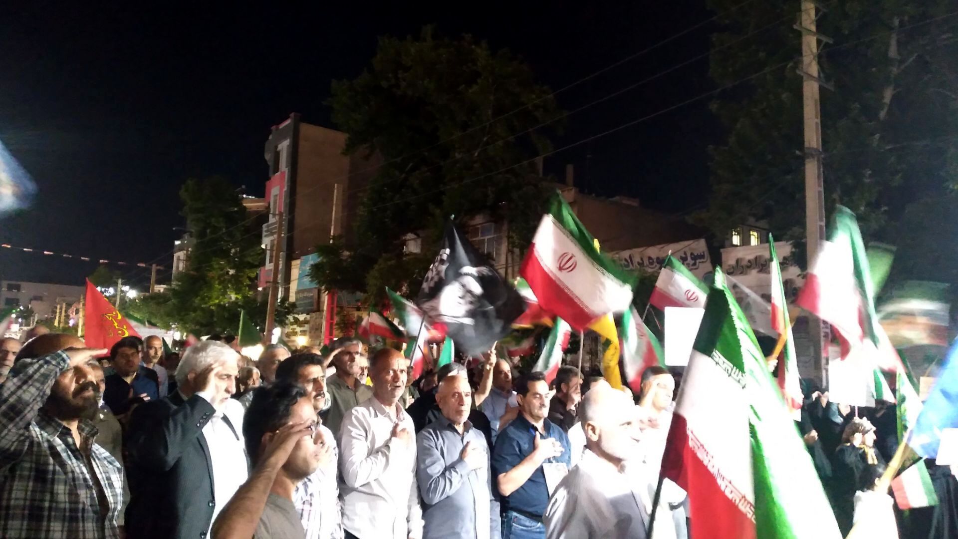 نودویکمین شب تجمعات مردمی در شهر هشتگرد 