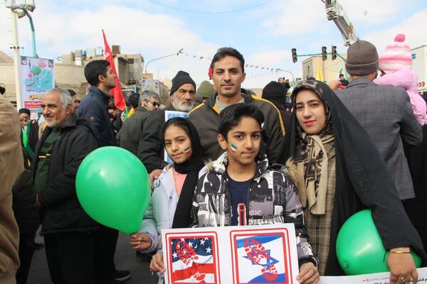 جشن یزدی‌ها در چهل‌ و ششمین فجر انقلاب