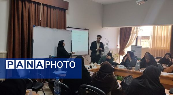 اولین کارگاه دانش‌افزایی آموزشی پژوهشی داوران بیست و هفتمین برنامه ملی معلم پژوهنده