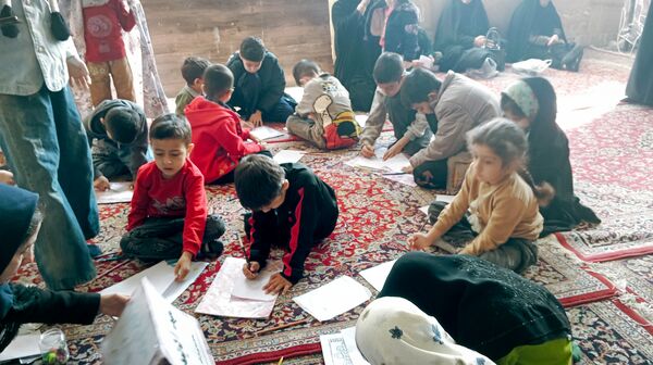 برپایی غرفه کودک در حاشیه نماز جمعه 