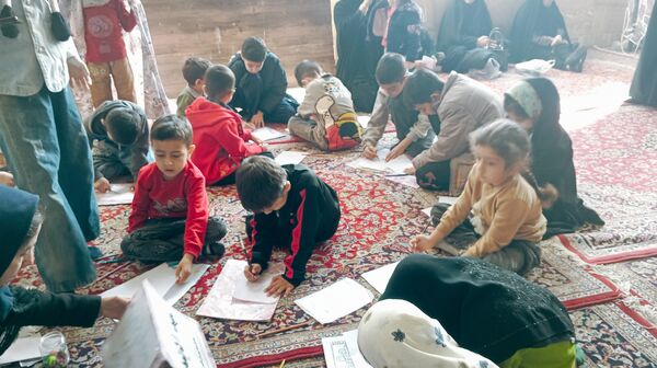 برپایی غرفه کودک در حاشیه نماز جمعه 