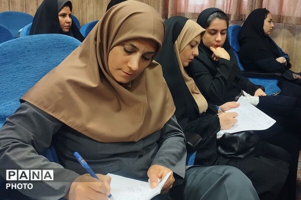 کارگاه آموزشی تغذیه و مراقبت از کودک ویژه مربیان پیش‌دبستانی در شهرستان قدس