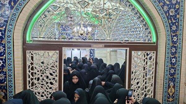روایت اشک و ارادت عاشقان در سوگ وفات حضرت معصومه(س)
