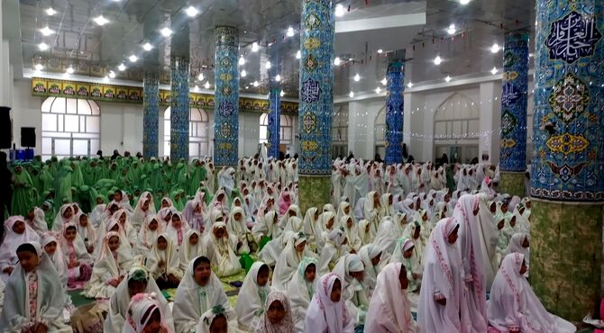 2 هزار دانش‌‌‌آموز دختر مینابی رسیدن به سن تکلیف خود را جشن گرفتند