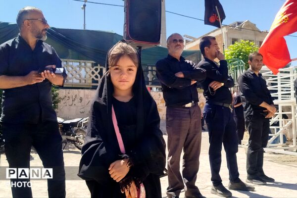 لردگان در ماتمِ عاشورا غرق شد